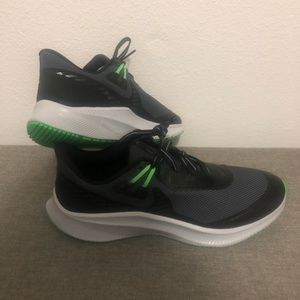 BRAND NEW! Size 11.5 Nike Running Shoes